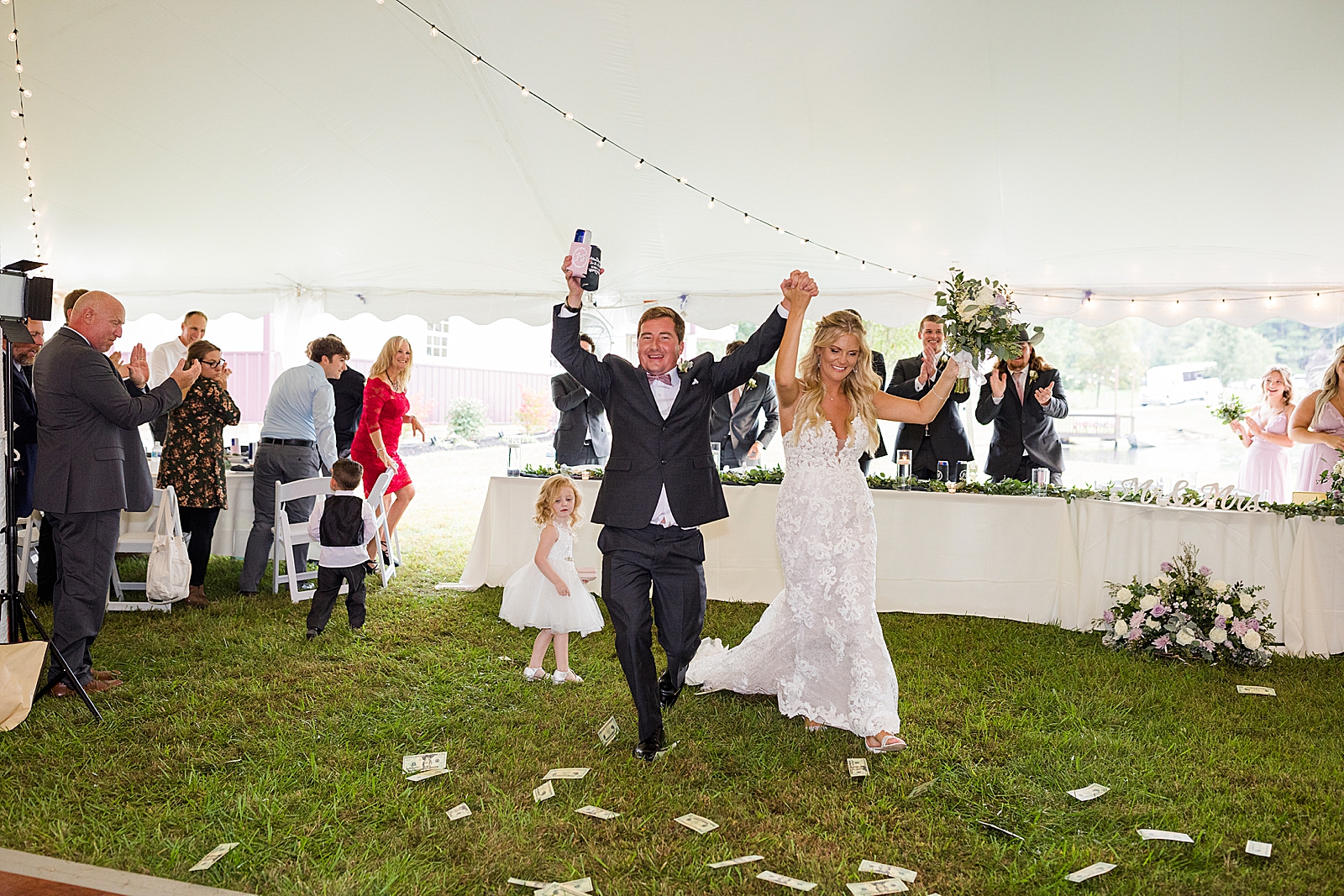 tent wedding Kentucky Wedding Photographer